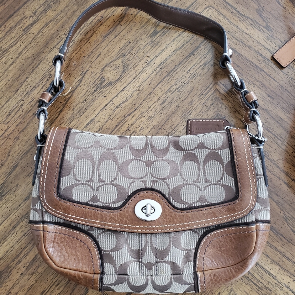 Y2K authentic coach shoulder bag